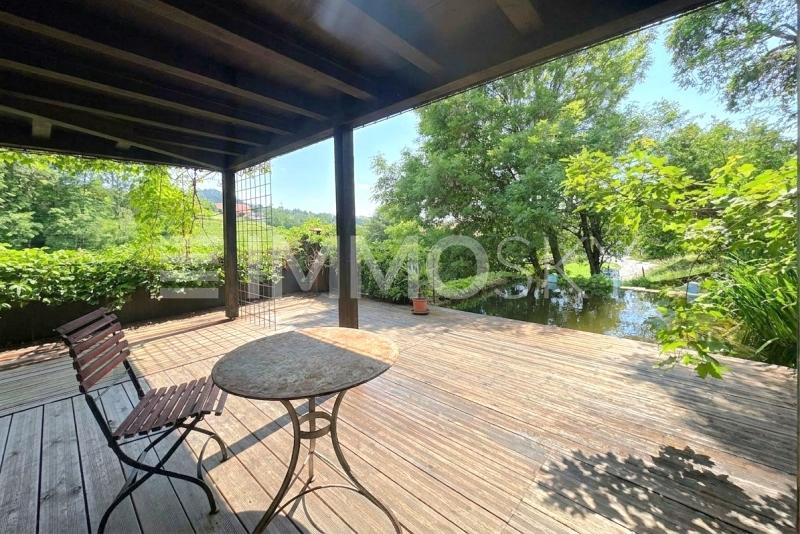 Terrasse mit Schwimmteich - 7 pièces Maison individuelle a Zimmerwald