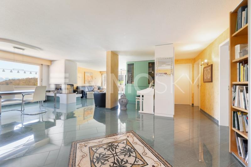 Das Herzstück verleiht Platz an jeder Ecke - 6.5 pièces Appartement avec terrasse a Wilen b. Wollerau