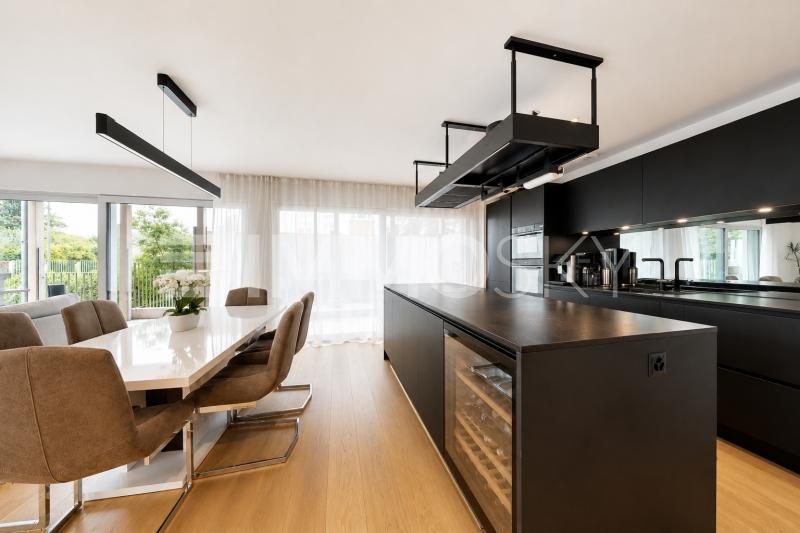 Magnifique cuisine - 3.5 pièces Appartement en rez-de-chaussée a Ecublens VD