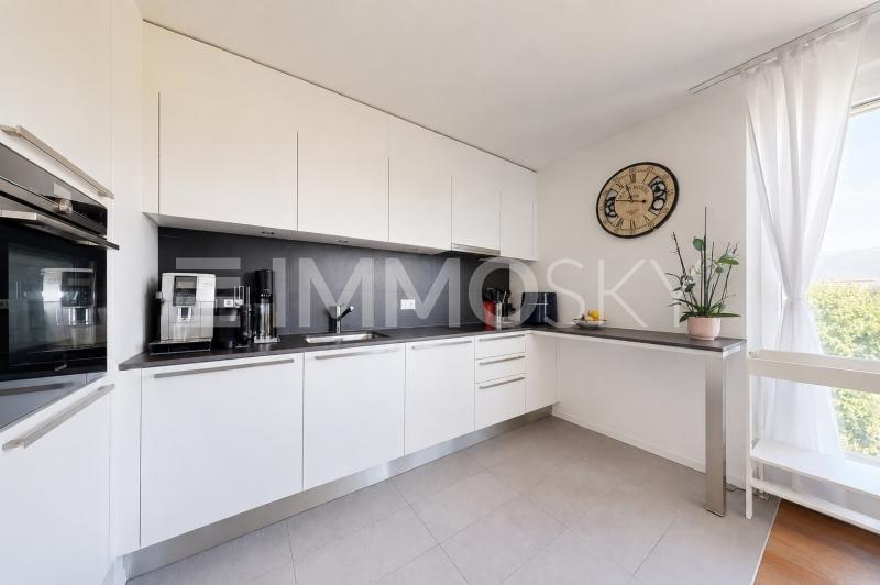 Belle cuisine ouverte - 3.5 pièces Appartement a Orbe