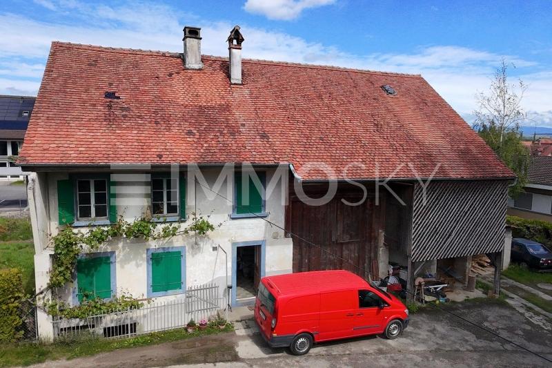 Ferme avec gros potentiel - Terrain à bâtir à Domdidier