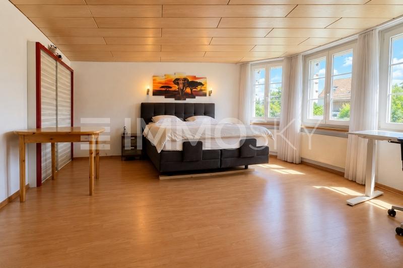 Grosses Eltern-Schlafzimmer - 5.5 pièces Maison mitoyenne a Bürglen TG