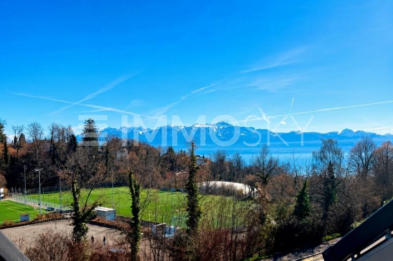 Magnifique vue depuis les combles - 5.5 stanze Casa a schiera angolo a Pully