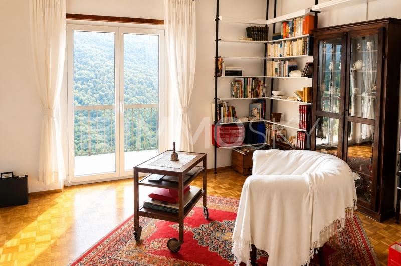 Soggiorno con una vista da sogno - 8.5 pièces Maison bifamiliale a Muggio