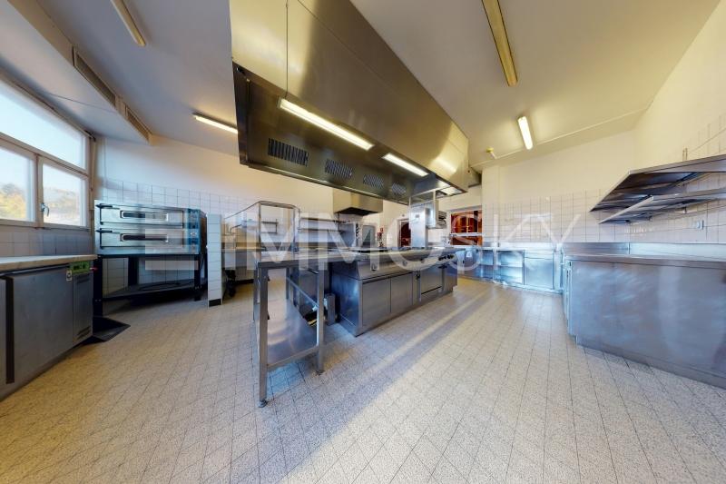 Grande cuisine professionnelle - 24 appartements Immeuble d'habitation à Les Paccots