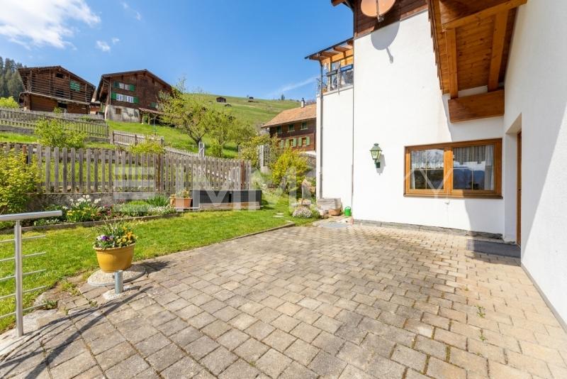 Sitzmöglichkeiten in der Natur - 13 pièces Immeuble d'habitation a Curaglia