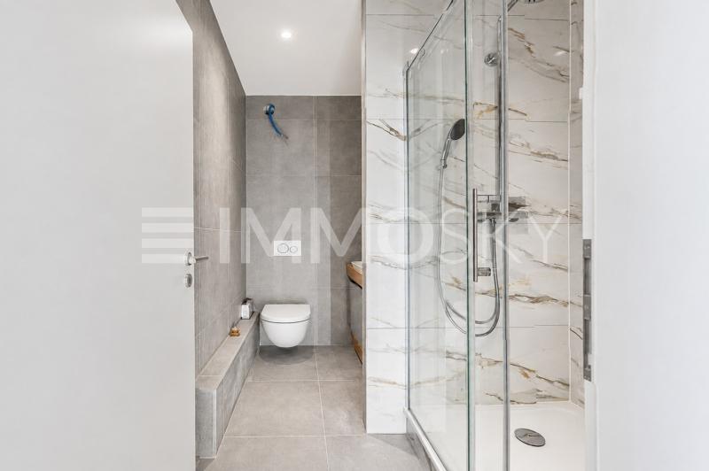 Jolie salle d'eau avec douche à l'italienne - 2.5 pièces Appartement a Cossonay