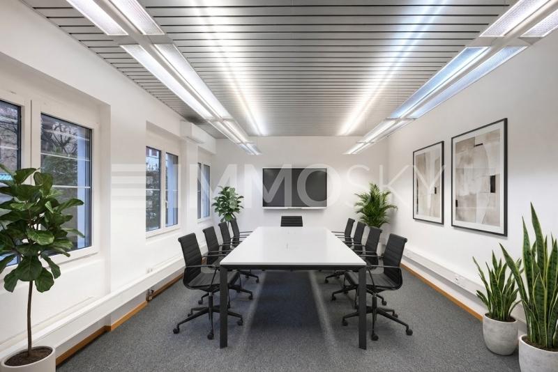 Virtuell: Lichtdurchflutetes Konferenz- oder Schulungsraum - 7.5 Zimmer Gewerbehaus in Flawil