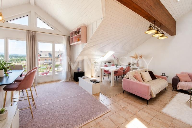 Séjour lumineux - 3.5 pièces Appartement a Mollie Margot