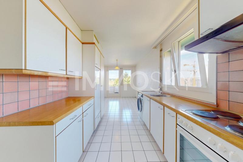 Grande cuisine d env. 16m2 - 2.5 pièces Appartement a Romont FR