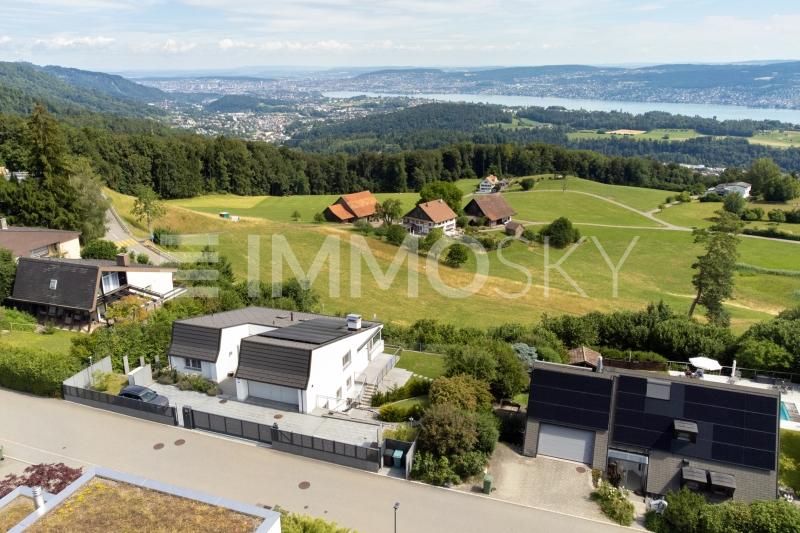 Eine hervorragende Lage, die selten zu haben ist - 10 pièces Maison jumelle a Langnau am Albis