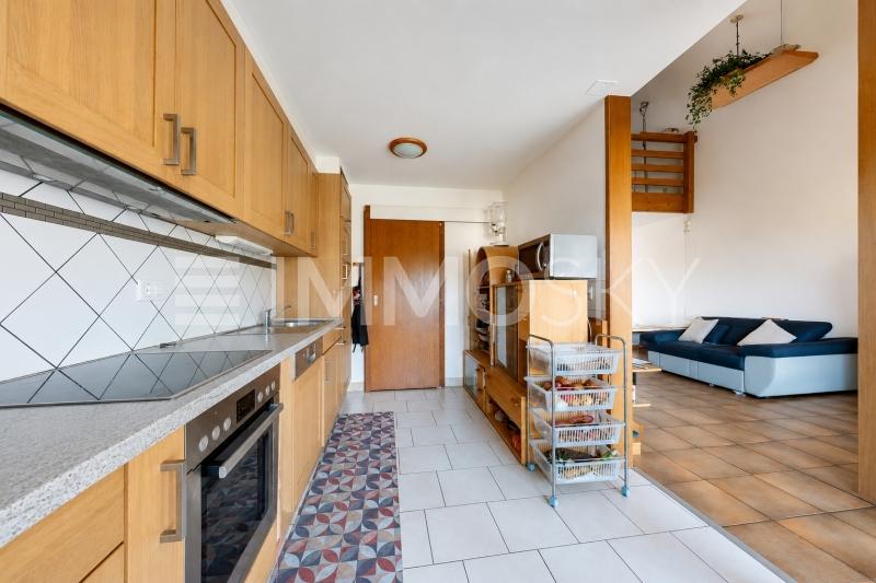 Grande cuisine ouverte - 5.5 pièces Appartement a Valeyres sous Montagny