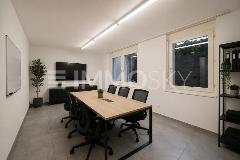 Vielseitig nutzbares Büro mit heller Atmosphäre - 2.5 stanze Ufficio a Lyss