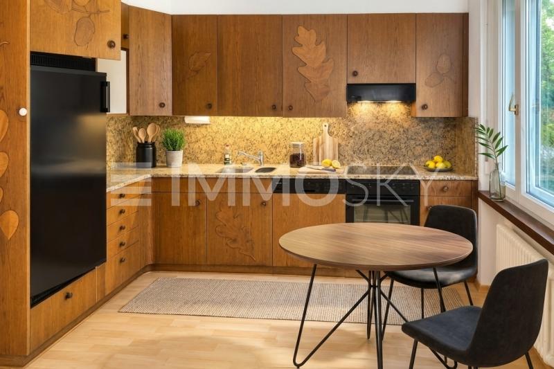 Charmante Küche mit warmem Holzambiente - 3.5 pièces Appartement a Münchwilen AG