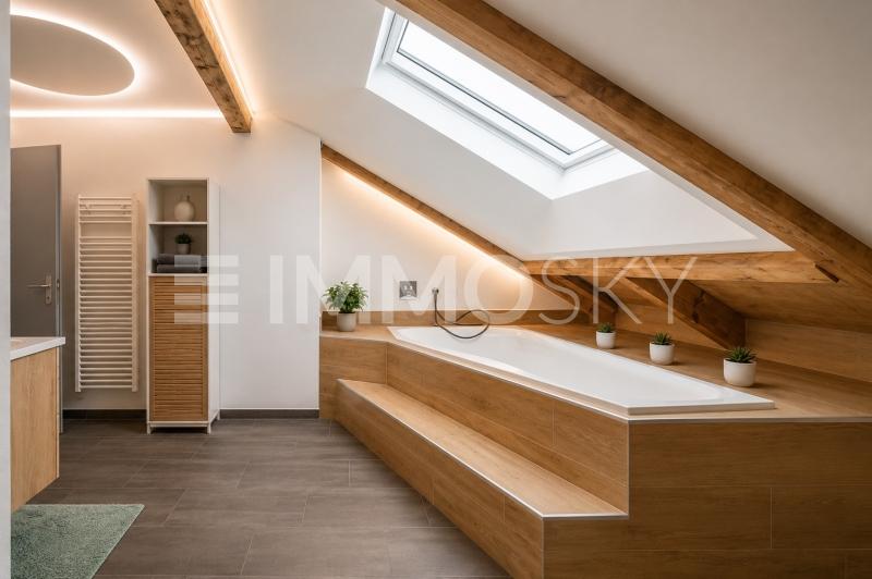 Ihre private Badeoase - 6.5 pièces Duplex a Uetendorf