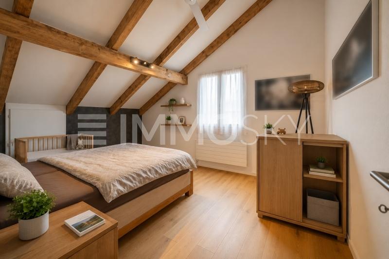 Grosszügiges Elternschlafzimmer - 6.5 pièces Duplex a Uetendorf
