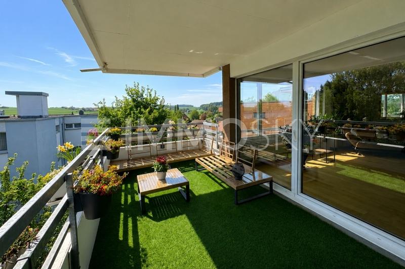 Im Freien mit Weitsicht - 4.5 pièces Appartement sous les toits a Ortschwaben