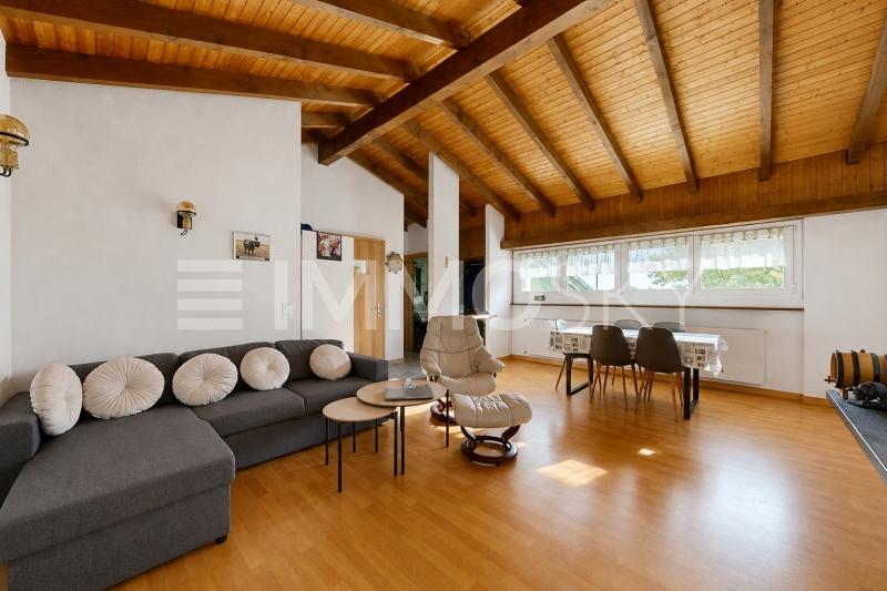 Appartement indépendant - Salon lumineux - 7 stanze Casa a Granges VS