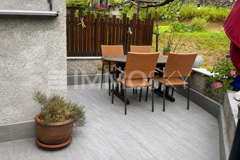 Terrazzo soleggiato con zona grill - 3.5 pièces Maison a Lodano