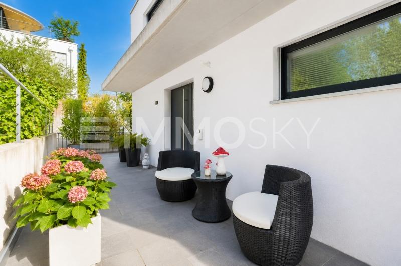 Der süsse Sitzplatz bietet einen gemütlichen Rückzugsort - 5.5 Zimmer Haus in Pratteln