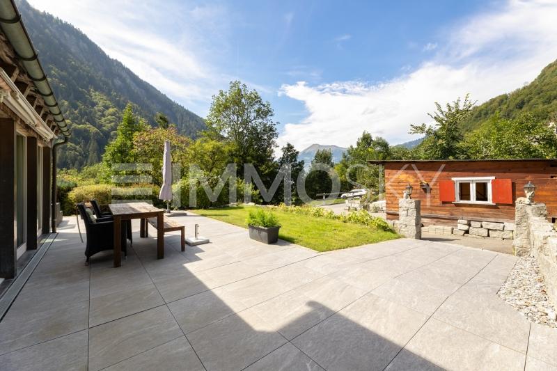 Sonnenplatz mit Panoramablick - 5.5 stanze Casa bifamiliare a Mittellunden