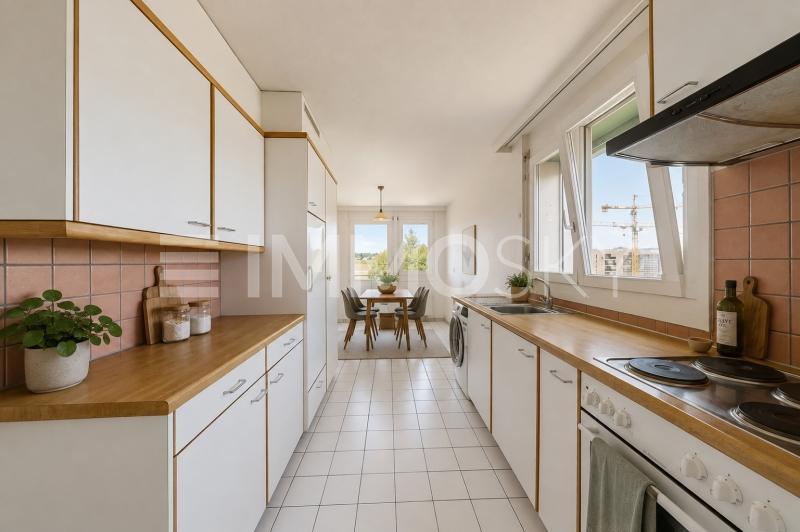 Grande cuisine d env. 16m2 - Homestaging - 2.5 pièces Appartement a Romont FR