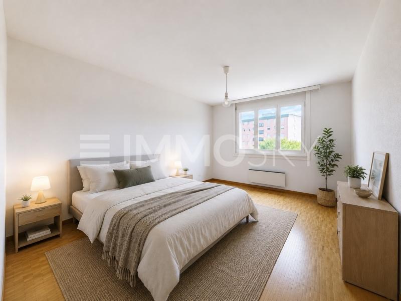 Grande chambre d environ 17m2 - Homestaging - 2.5 pièces Appartement a Romont FR