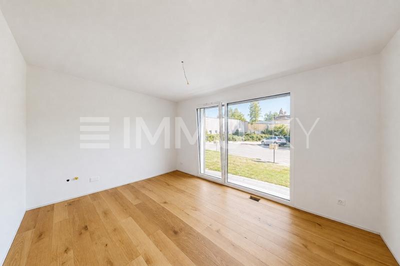 Chambre spacieuse avec accès au jardin - 5.5 rooms End-terrace house in Corcelles près Payerne