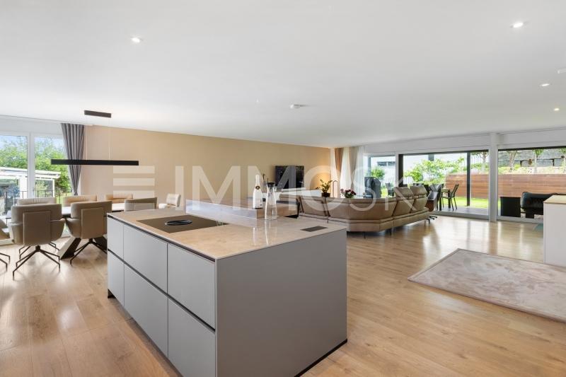 Geräumiger und heller Wohnbereich - 5.5 stanze Casa a Eschenbach SG