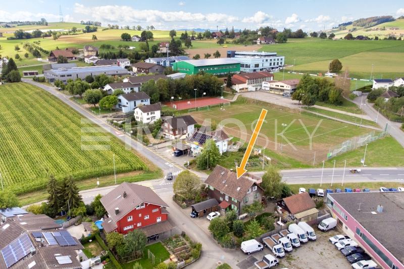 Ländlich und nebelfrei wohnen - 11 rooms One-family house in Gunzwil