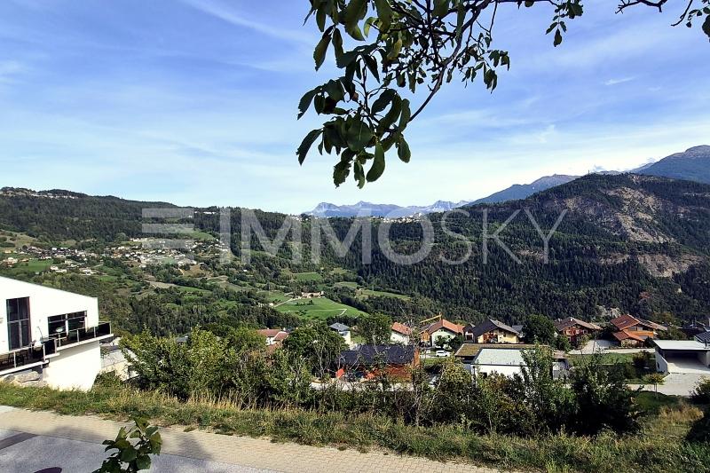 Vue sur la vallée - Bauland in Ayent