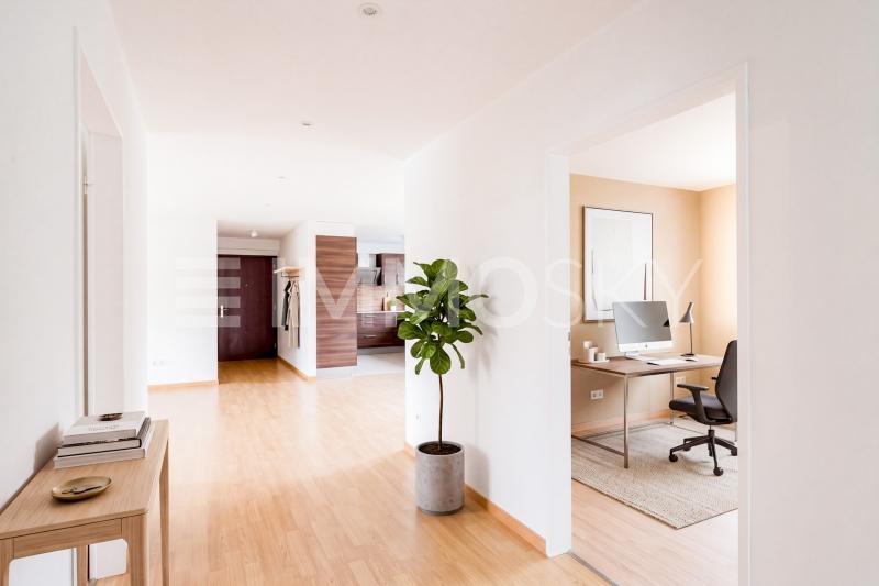Durchgang praktisch genutzt - 5.5 Zimmer Wohnung in Lenzburg