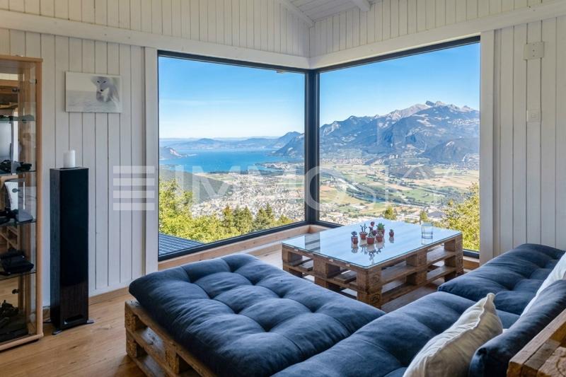 Pièce à vivre baignée de lumière - 3.5 pièces Chalet a Les Giettes