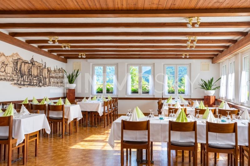 Grosser Saal für 60 Personen - 12 Zimmer Restaurant in Lenggenwil