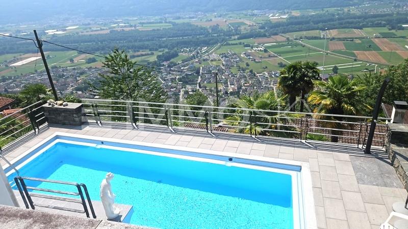 Piscina con vista panoramica - 7 pièces Duplex a Agarone