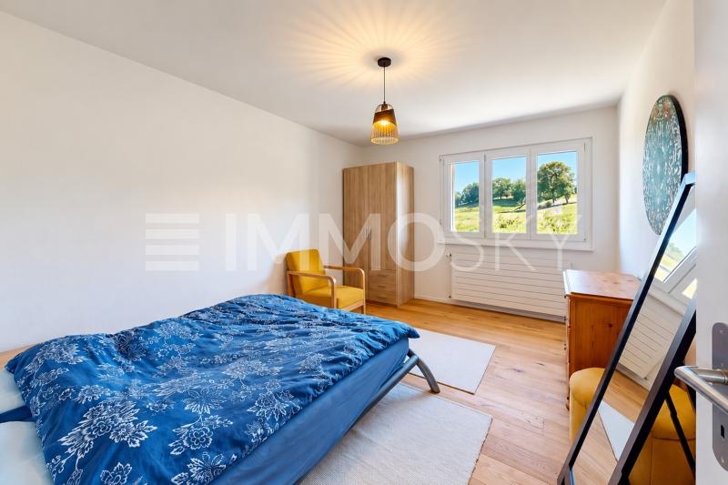 Chambre spacieuse d env. 15 m2 - 3.5 stanze Appartamento a Vuisternens en Ogoz