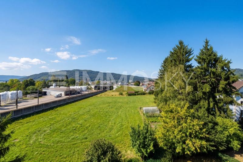 Sonnige Aussicht in den Jura - 3.5 pièces Appartement a Oftringen