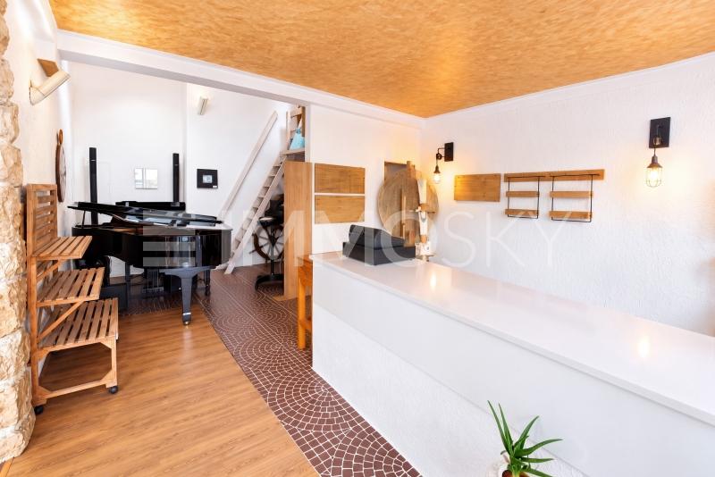 Locale ampio - 3 rooms Business house in Melide