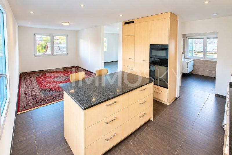 Moderne Küche mit stilvollem Design - 3.5 stanze Attico a Gränichen
