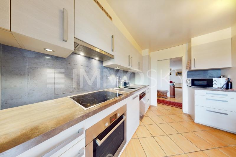 Cuisine rénovée fonctionnelle - 4.5 Zimmer Etagenwohnung in La Chaux de Fonds