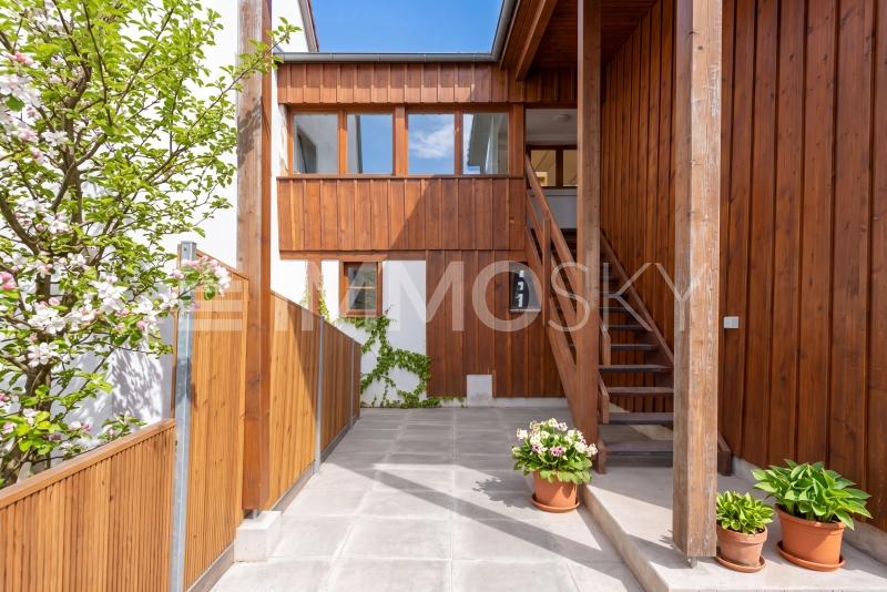 Ein geschützter Platz für entspannte Stunden draussen - 5 pièces Maison mitoyenne a Möhlin