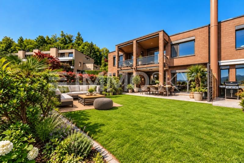 Sonnige Gartenoase - 5.5 pièces Maison bifamiliale a Luzern