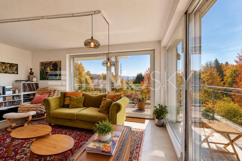 Séjour confortable avec vue sur la forêt - 4.5 pièces Appartement a Lausanne