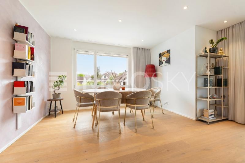 Essbereich mit viel Tageslicht - 4.5 Zimmer Wohnung in Bubikon