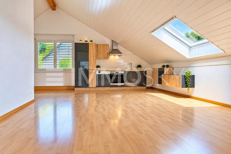 Offen wohnen unter dem Dach - 2.5 rooms Penthouse in Umiken