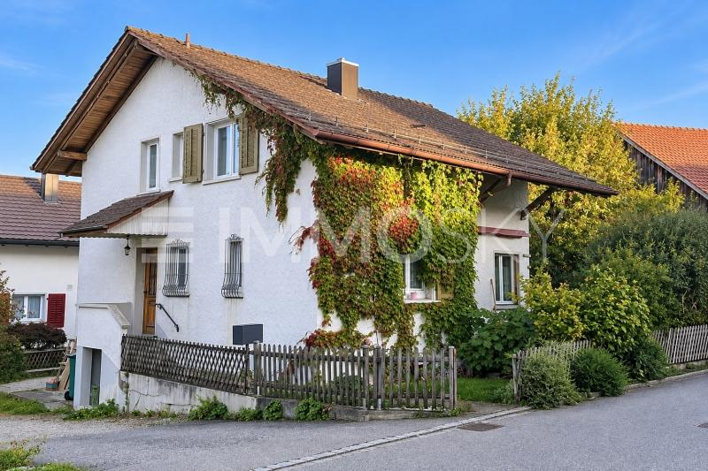 Verwirklichen Sie Ihre Wohnträume mit einer umfassenden Sanierung - 5.5 pièces Maison a Brittnau