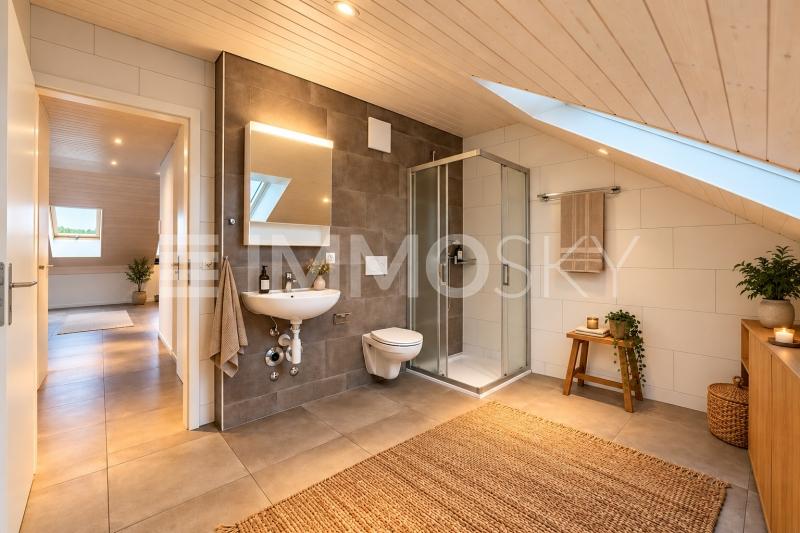 Salle de douche d'env. 12 m2 (homestaging) - 2.5 pièces Appartement en attique a Sugnens
