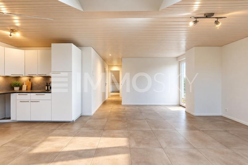 Des espaces de vie lumineux - 2.5 pièces Appartement en attique a Sugnens