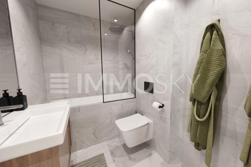 Salle de bains - 3.5 pièces Appartement a St Cergue