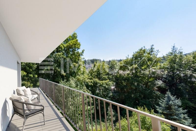 Balcon de 31m² orienté Sud-Ouest - 3.5 pièces Appartement a St Cergue